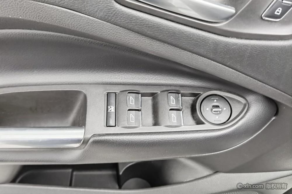 Ford Kuga 2013 модификация 1.6L GTDi 2WD Fashion тип – фото 22