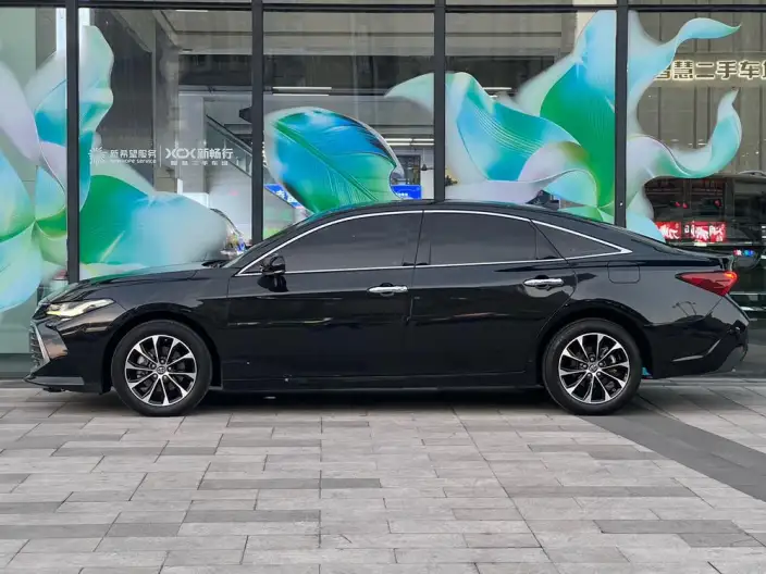 Toyota Avalon 2023 Model 2.0L CVT Deluxe Edition – фото 3