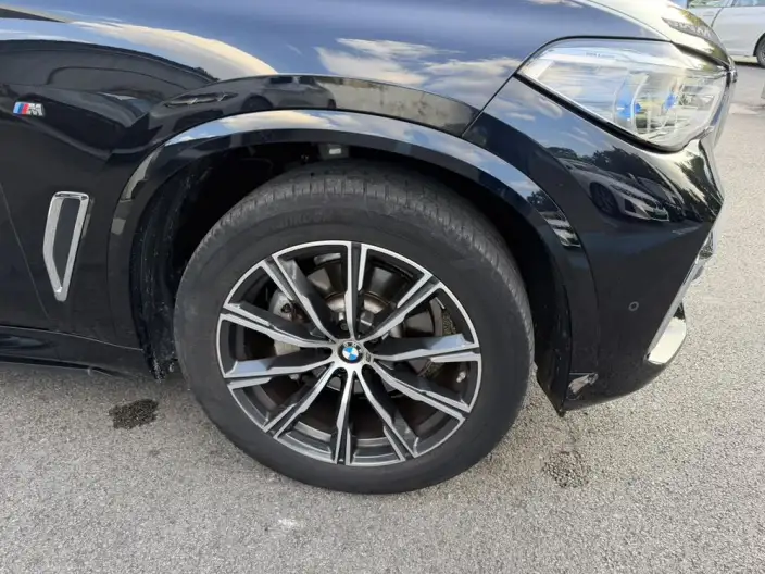 BMW X5 2022 Model xDrive 30Li Exclusive Model M Sports Set – фото 9