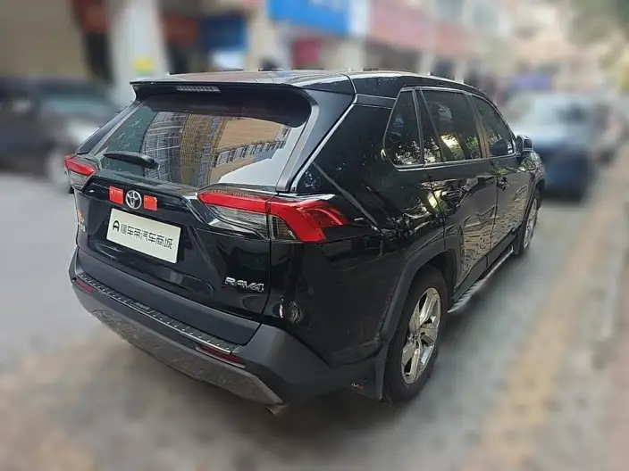 Toyota RAV4 2021 Model 2.0L CVT 2WD Fashion Plus Edition – фото 2