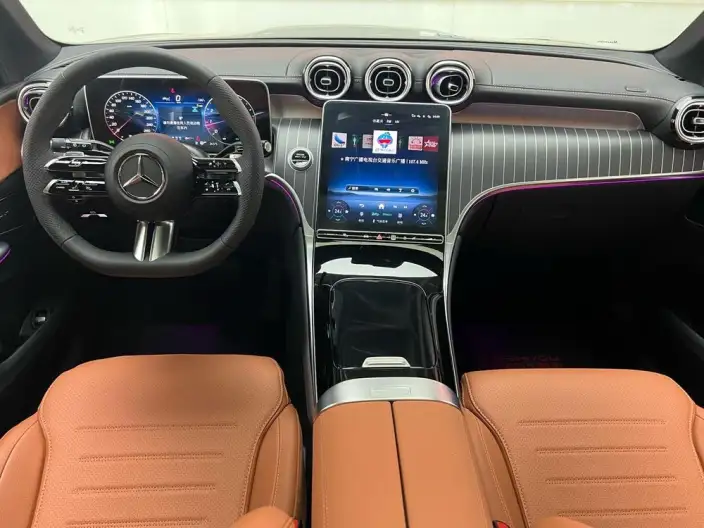 Mercedes-Benz GLC 2025 Model Facelift GLC 300 L 4MATIC Dynamic Model 5 seat – фото 9