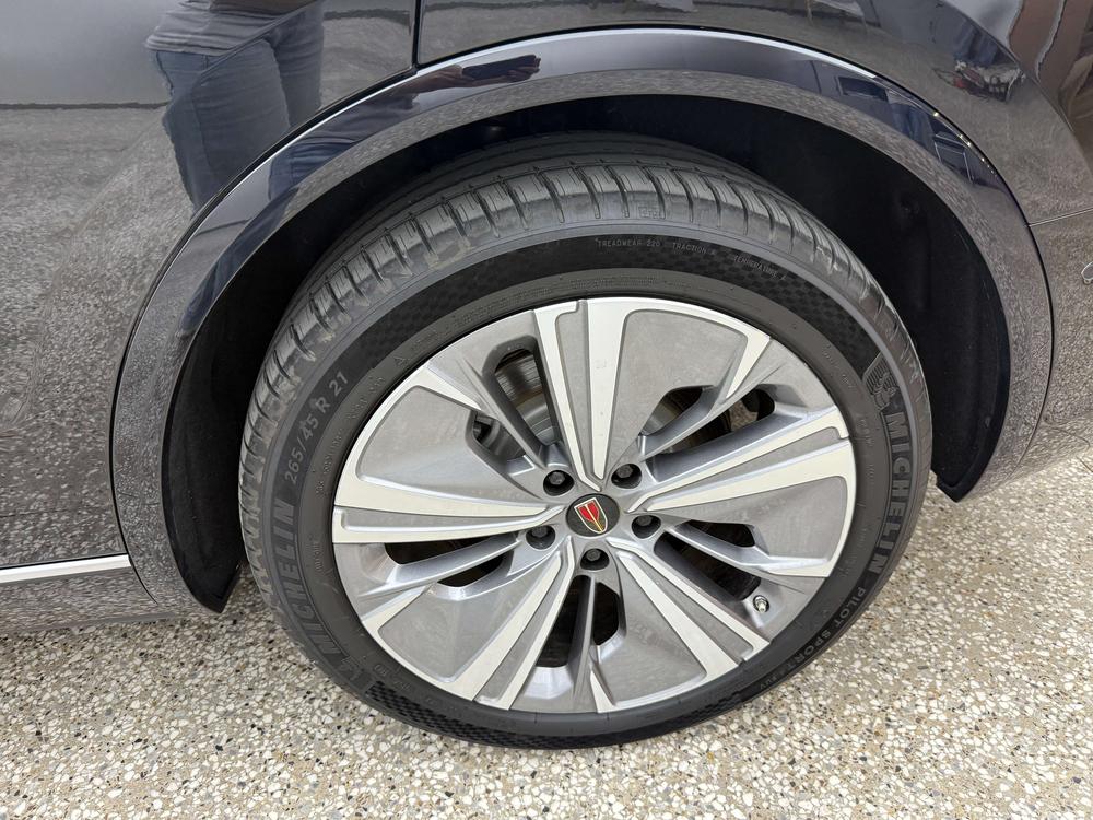 HONGQI E-HS9 Модель 2022 года комплектация 690km Flag Xiang Edition VI seat – фото 7