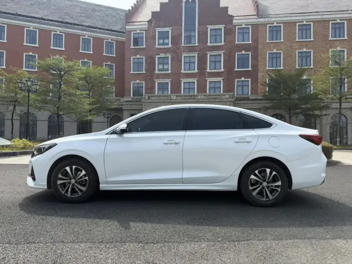 Changan Eado 2023 Model PLUS Changxiang Edition Blue whale NE 1.4T GDI DCT Noble Model