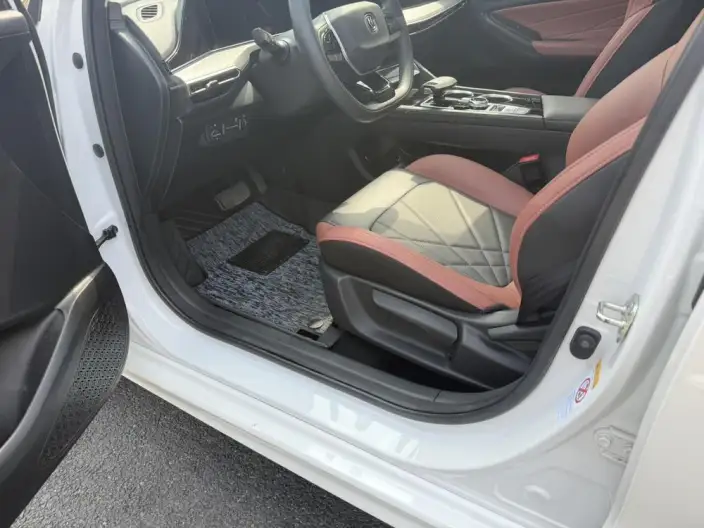 Changan Eado 2023 Model PLUS Changxiang Edition Blue whale NE 1.4T GDI DCT Noble Model – фото 8