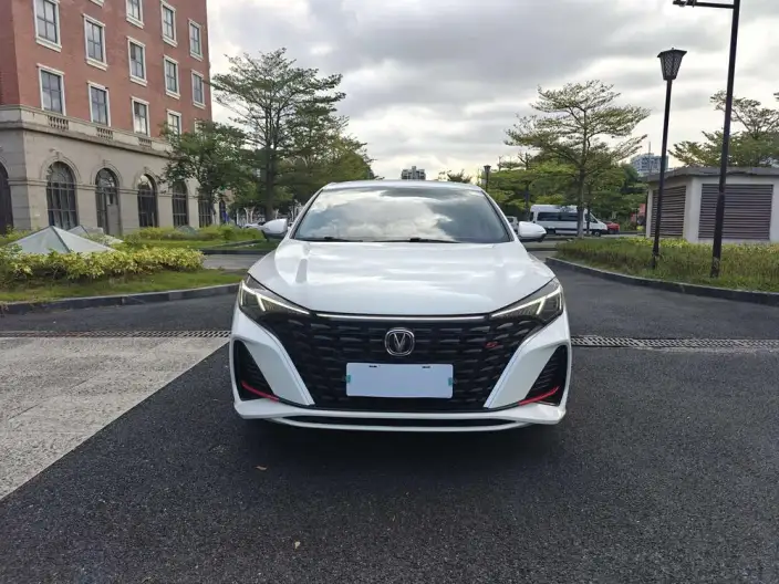 Changan Eado 2023 Model PLUS Changxiang Edition Blue whale NE 1.4T GDI DCT Noble Model