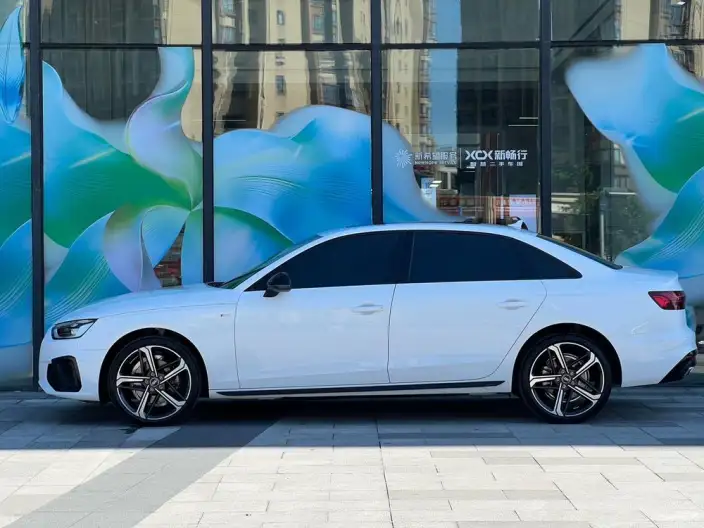 Audi A4 L 2024 Model 40 TFSI Luxury Dynamic Model – фото 3
