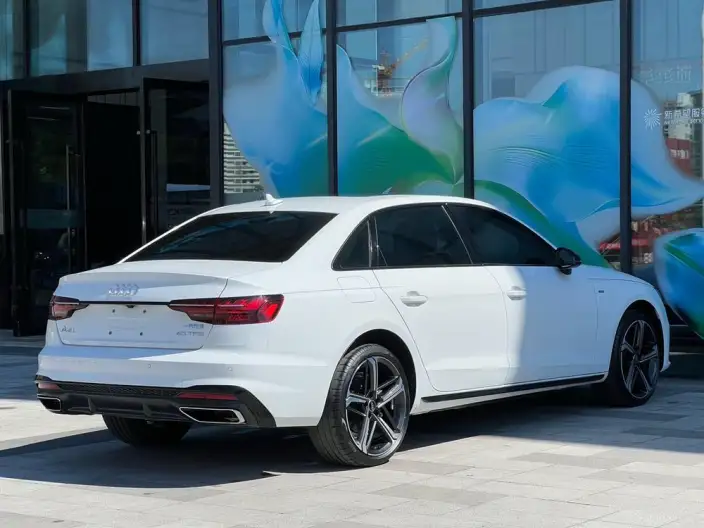 Audi A4 L 2024 Model 40 TFSI Luxury Dynamic Model – фото 5