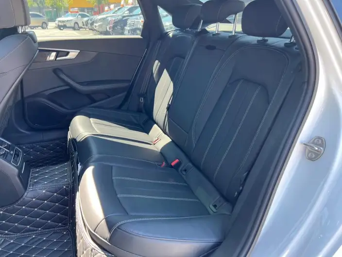Audi A4 L 2024 Model 40 TFSI Luxury Dynamic Model – фото 9