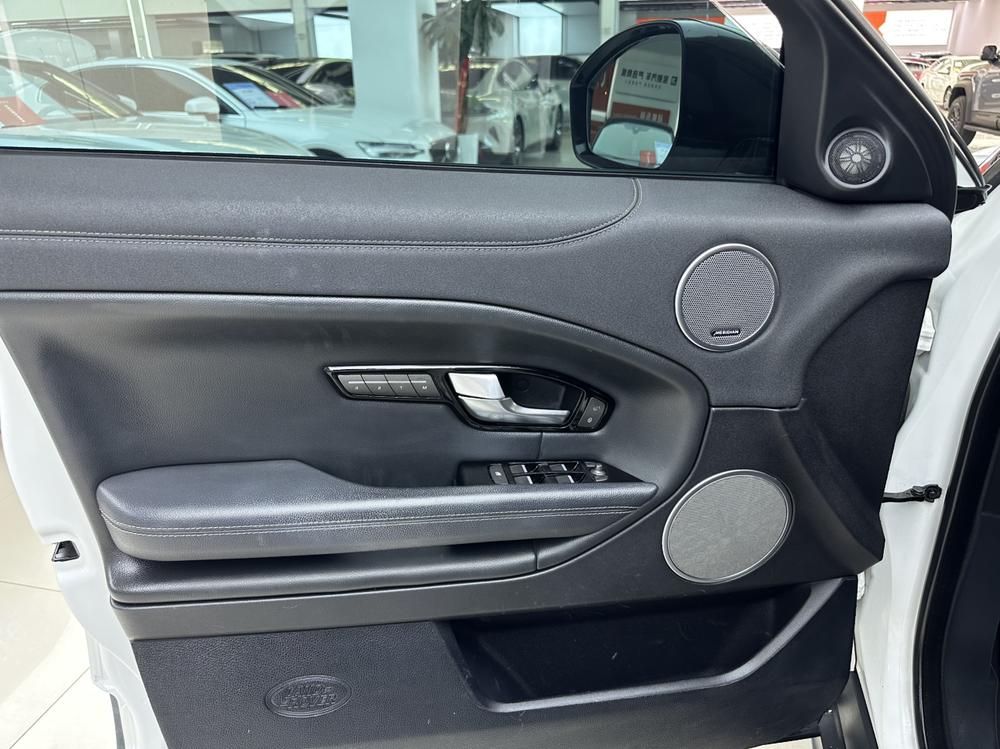 Range Rover Evoque 2018 240PS SE DYNAMIC Smart – фото 7