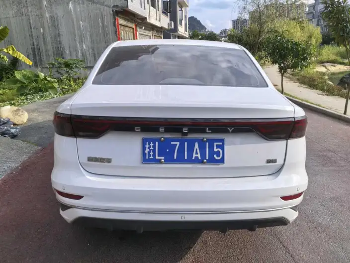 Geely Emgrand 2025 Model No. 4 Gen 1.5L CVT Flagship Model – фото 5