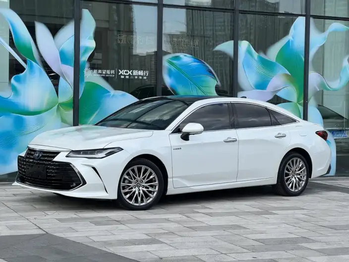 Toyota Avalon 2023 Model Intelligent Hybrid 2.5L E-CVT XLE Premium Edition – фото 1