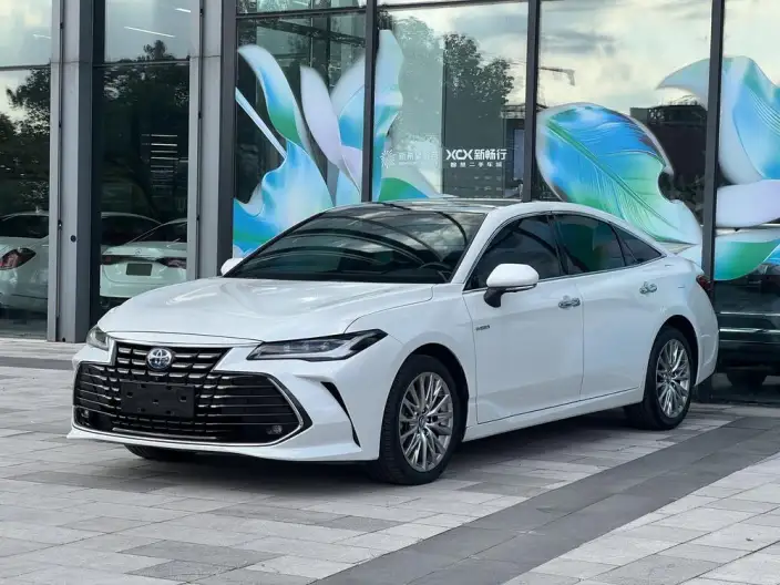 Toyota Avalon 2023 Model Intelligent Hybrid 2.5L E-CVT XLE Premium Edition – фото 9