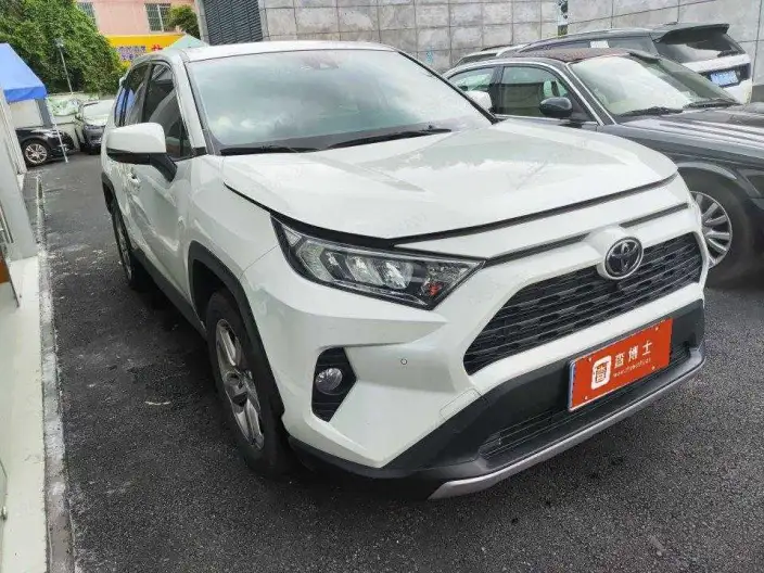 Toyota RAV4 2022 Model 2.0L CVT 2WD Fashion PLUS Edition – фото 2