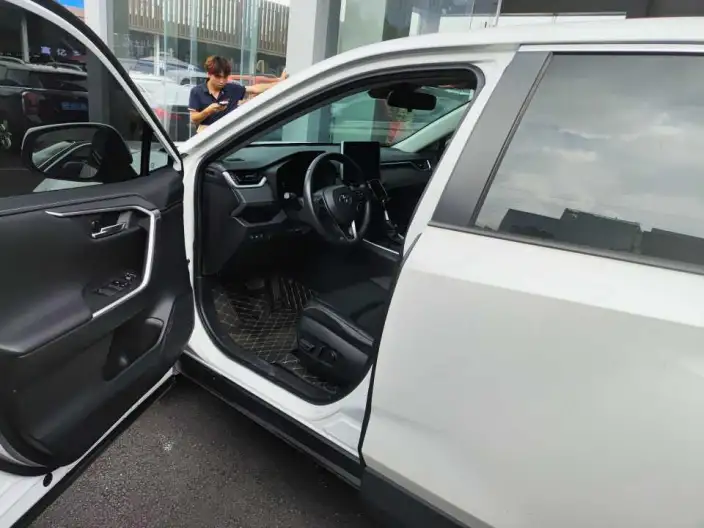 Toyota RAV4 2022 Model 2.0L CVT 2WD Fashion PLUS Edition – фото 5