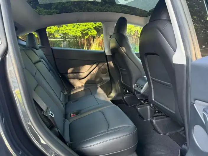 Model Y 2024 Model Rear-wheel drive version – фото 9