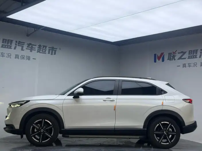 Honda Vezel 2023 Model 1.5L CVT Technology Edition