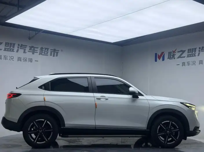 Honda Vezel 2023 Model 1.5L CVT Technology Edition – фото 8