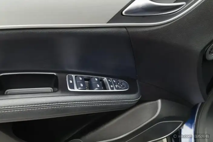 BYD Song MAX 2021 Model L Class Edition 1.5T Manual Luxury Model 7 seat – фото 10