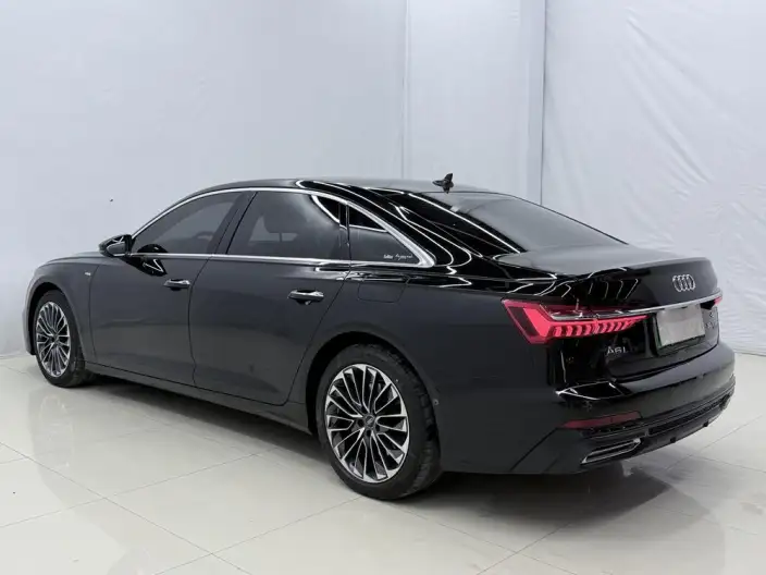 Audi A6L PHEV 2020 Model 55 TFSIe quattro – фото 4