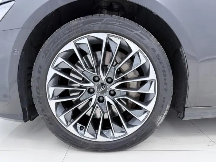 Audi A6L PHEV 2020 Model 55 TFSIe quattro – фото 8