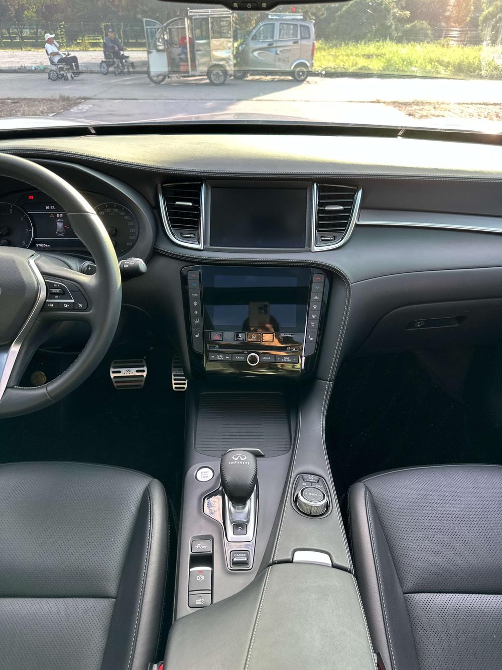 Infiniti QX50 Модель 2020 года комплектация 2.0T 4WD Elite Edition – фото 15