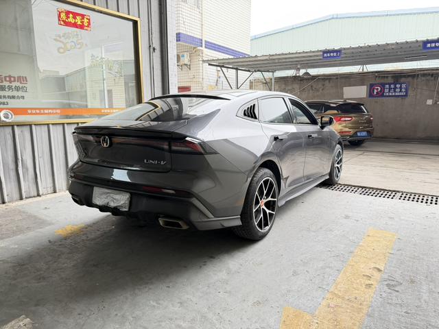 Changan UNI-V 2024 1.5T Premium Enjoy – фото 8