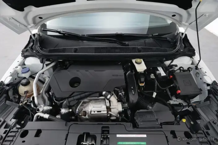 PEUGEOT 408 2022 Model 1.6T Chasing Edition – фото 4
