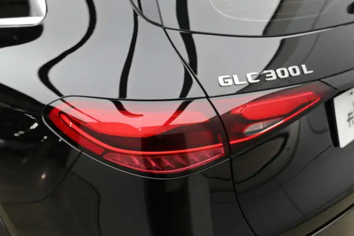 Mercedes-Benz GLC 2024 Model GLC 300 L 4MATIC Dynamic Model 5 seat – фото 10