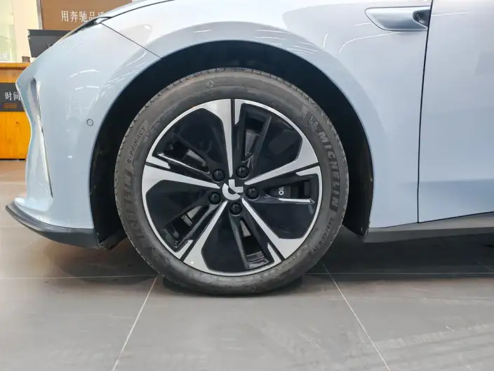 NIO ET5T 2024 Model 75kWh – фото 9