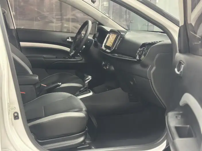 Kia Stonic 2021 Model Facelift 1.4L CVT Fun Xiang Edition – фото 7