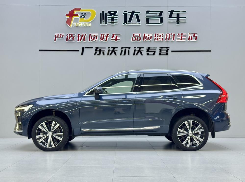 Volvo XC60 PHEV 2023 T 8 4WD Long Battery Life Pro Smart Elegance Deluxe Edition – фото 3