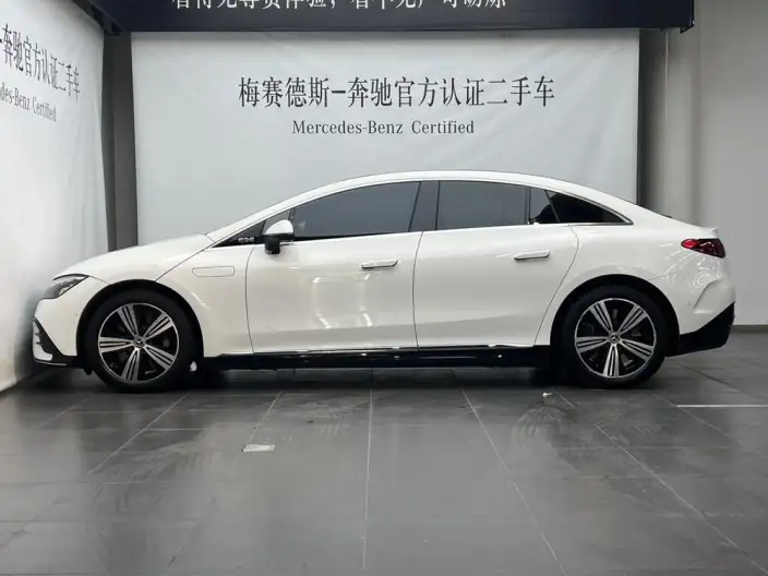 Mercedes-Benz EQE 2025 Model EQE 500 4MATIC Pioneer Edition – фото 3