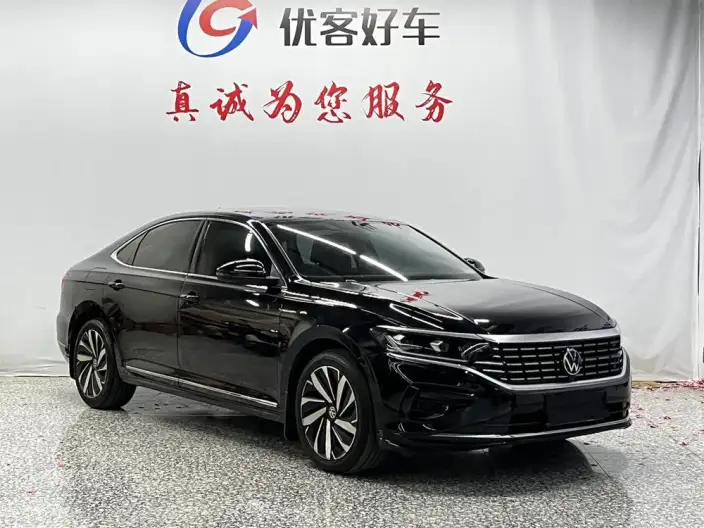 Volkswagen Passat 2023 Model 330TSI Elite Edition – фото 3