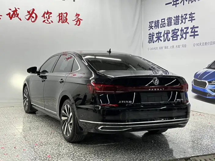 Volkswagen Passat 2023 Model 330TSI Elite Edition – фото 4