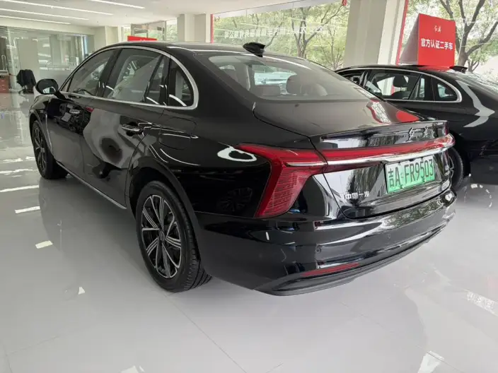 Hongqi H5 PHEV 2025 Model 130 Chao Hybrid Edition
