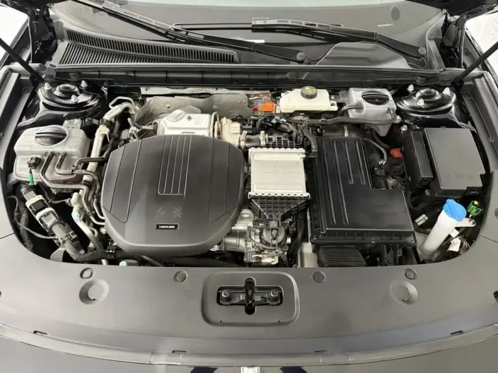 Hongqi H5 PHEV 2025 Model 130 Chao Hybrid Edition – фото 7