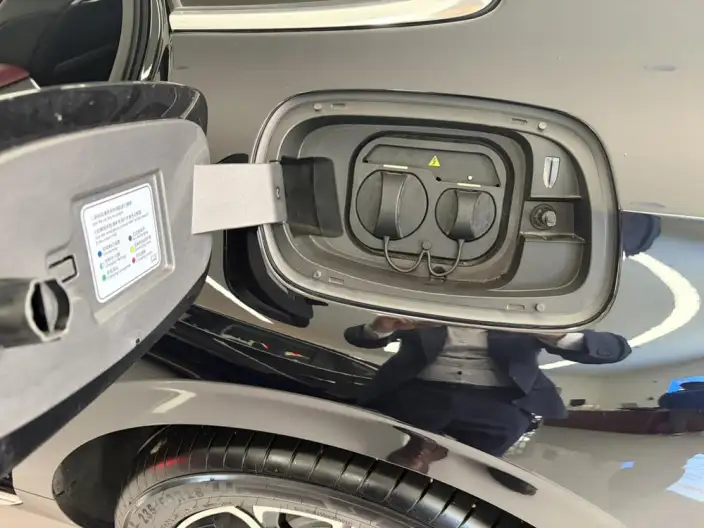 Hongqi H5 PHEV 2025 Model 130 Chao Hybrid Edition – фото 8