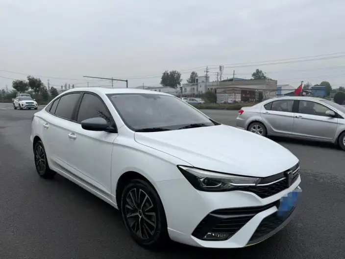 Roewe i5 2021 Model 1.5L CVT Platinum edition