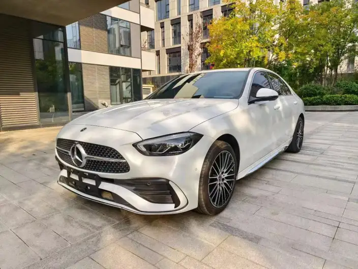 Mercedes-Benz C-Class 2023 Model Facelift C 200 L Sports Edition – фото 1
