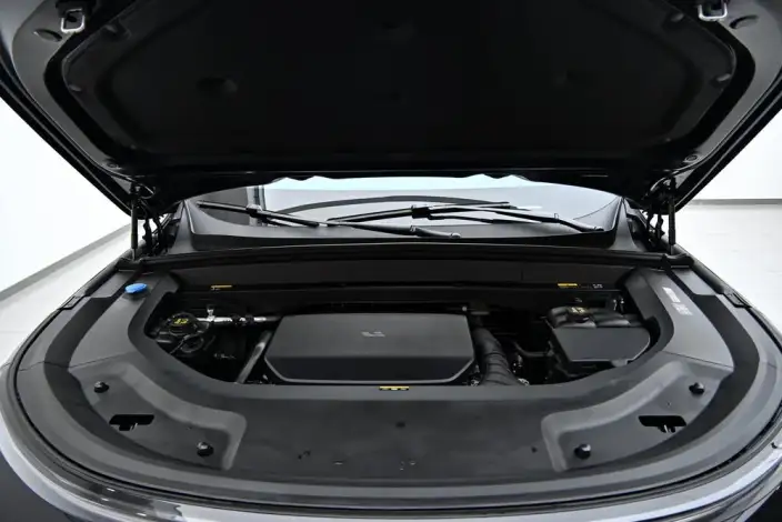 Li Auto L9 2024 Model Ultra Edition – фото 10