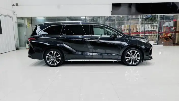 Granvia 2023 Model Intelligent Hybrid 2.5L Noble PLUS – фото 7