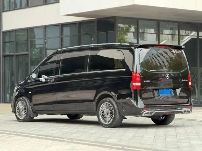 Viano 2021 Model 2.0T Elite Edition 7 seat – фото 5