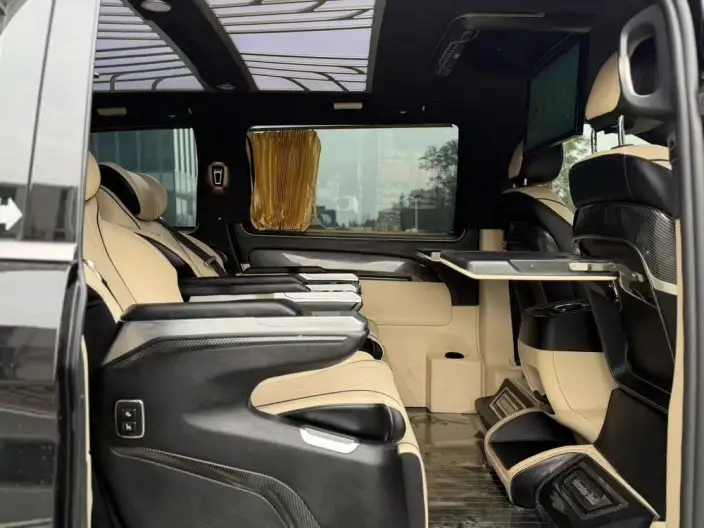 Viano 2021 Model 2.0T Elite Edition 7 seat – фото 10