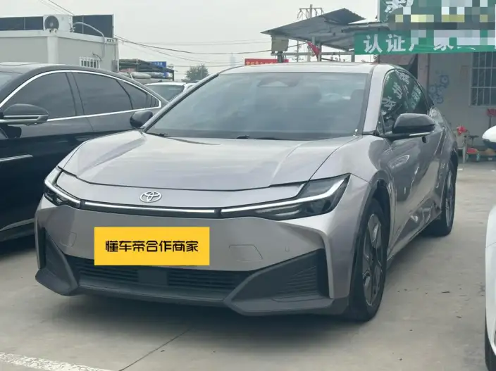 TOYOTA bZ3 2023 Model Elite PRO – фото 1