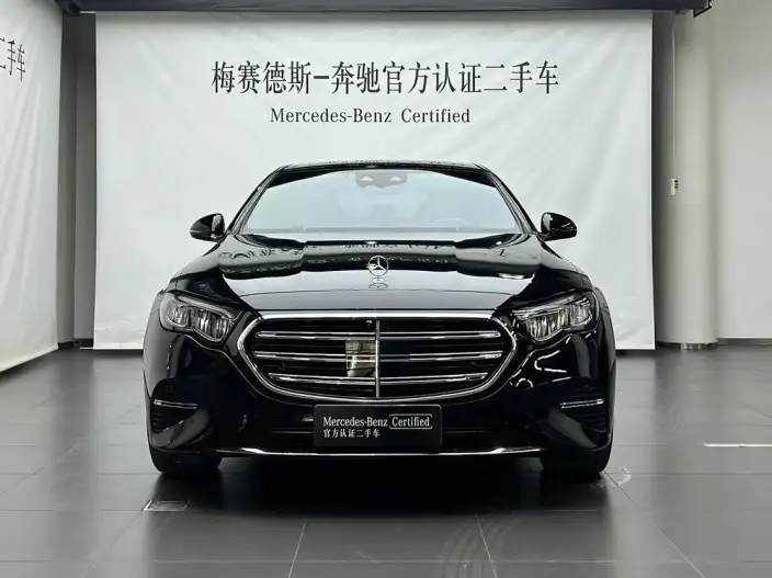 Mercedes-Benz E-Class 2024 Model E 300 L Luxury Model sedan – фото 2
