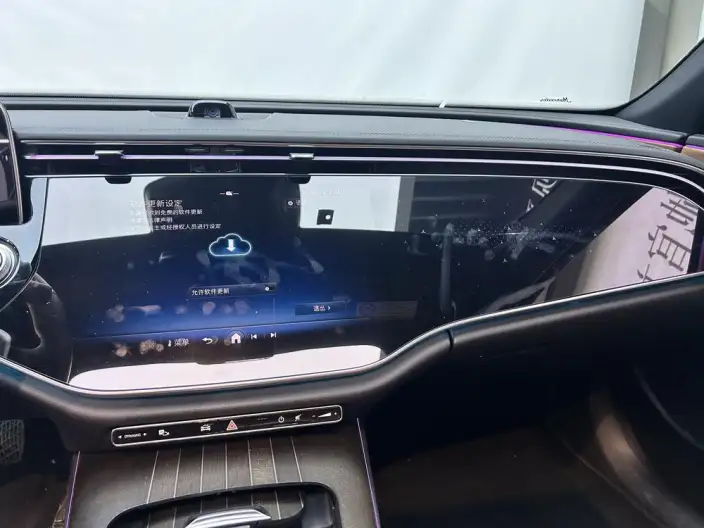 Mercedes-Benz E-Class 2024 Model E 300 L Luxury Model sedan – фото 10