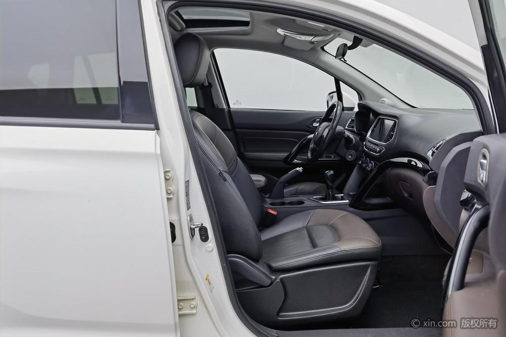 GAC Trumpchi GS4 2015 200T Manual Luxury – фото 17