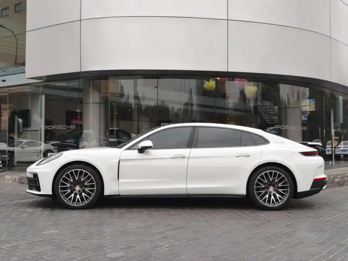 Panamera 2024 Model Panamera Executive Extended Edition 2.9T – фото 3