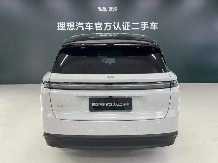 Li Auto i8 2025 Model Standard Edition – фото 5