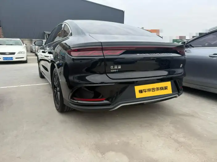 BYD Han DM 2025 Model DM-i 125KM Comfort Model – фото 4